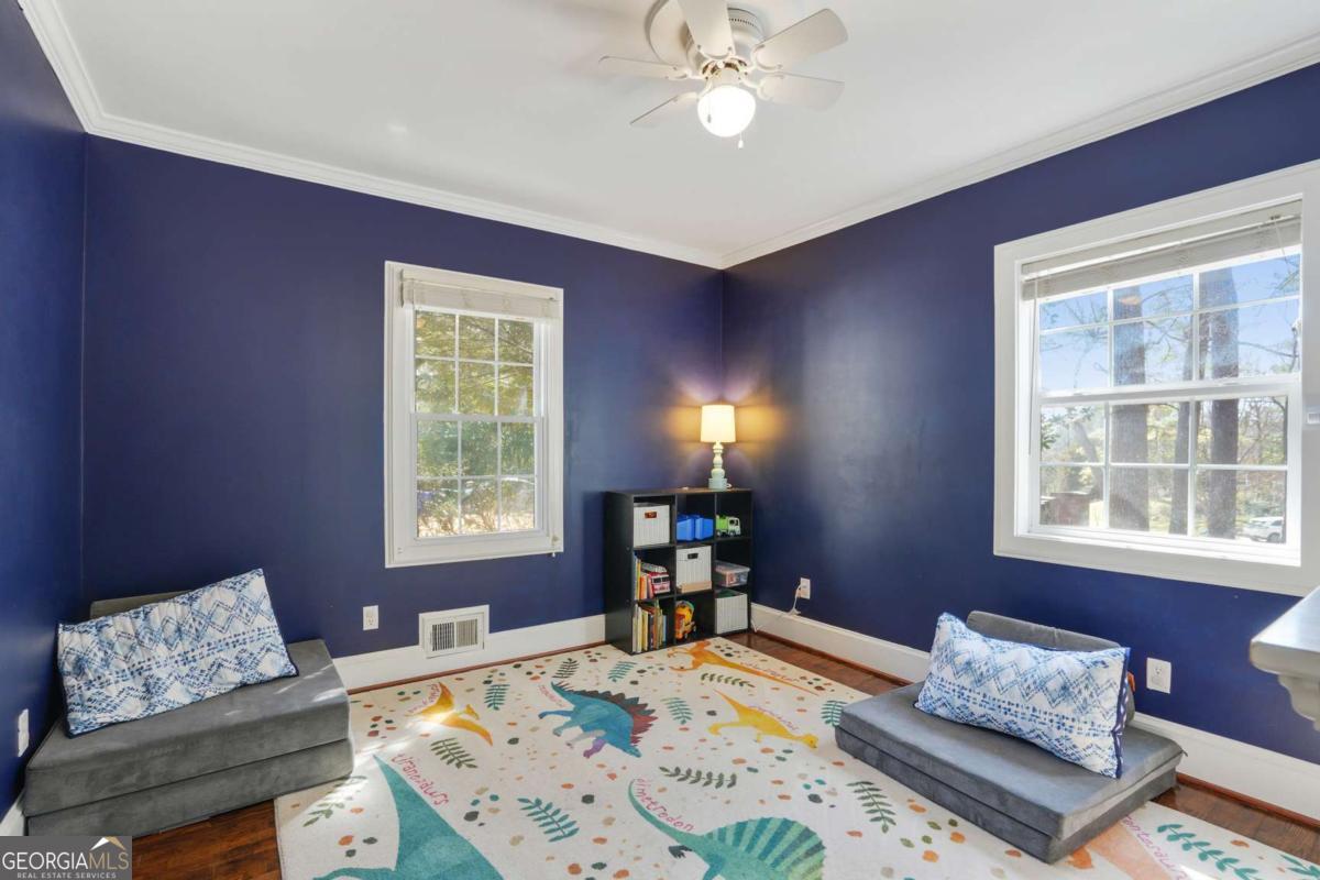 2592 Valley Stream Drive