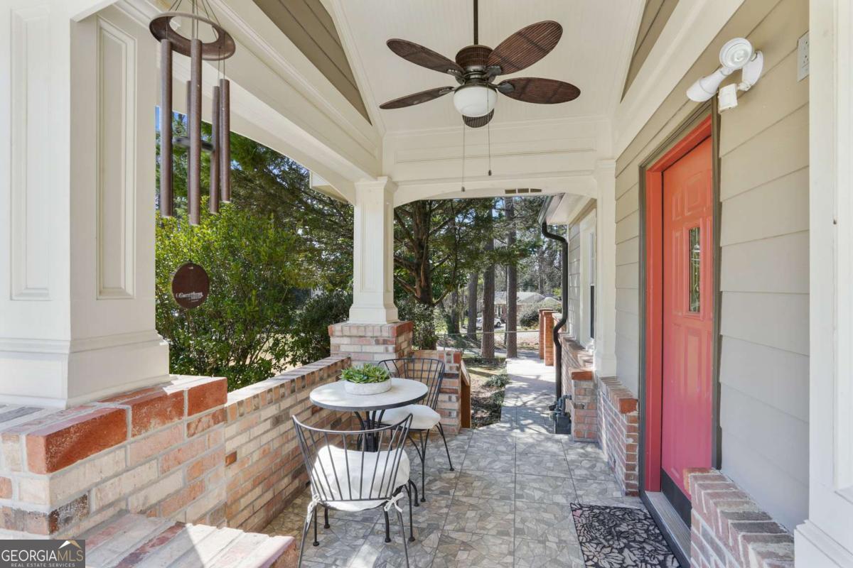 2592 Valley Stream Drive