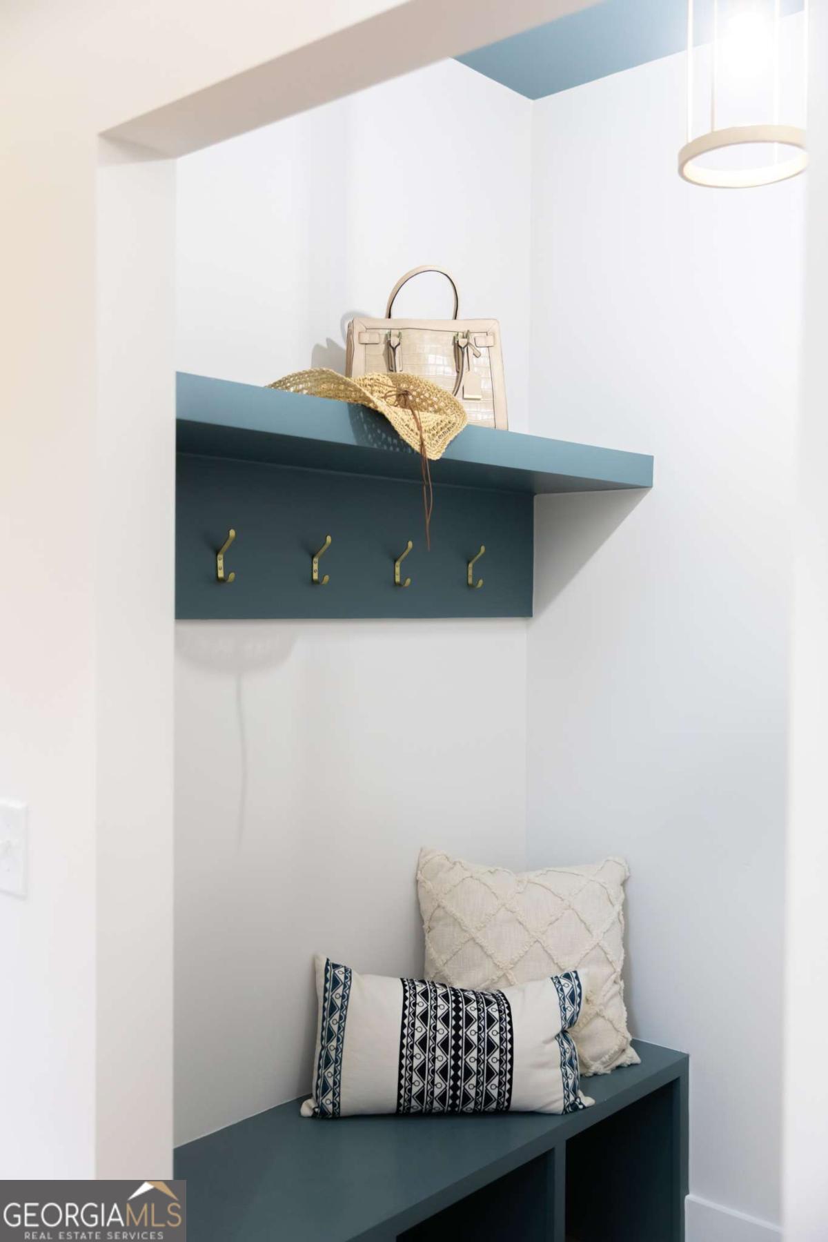 496 Federal Terrace SE