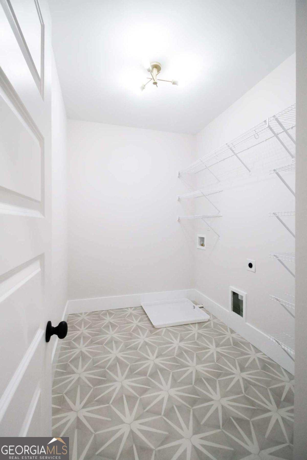 496 Federal Terrace SE