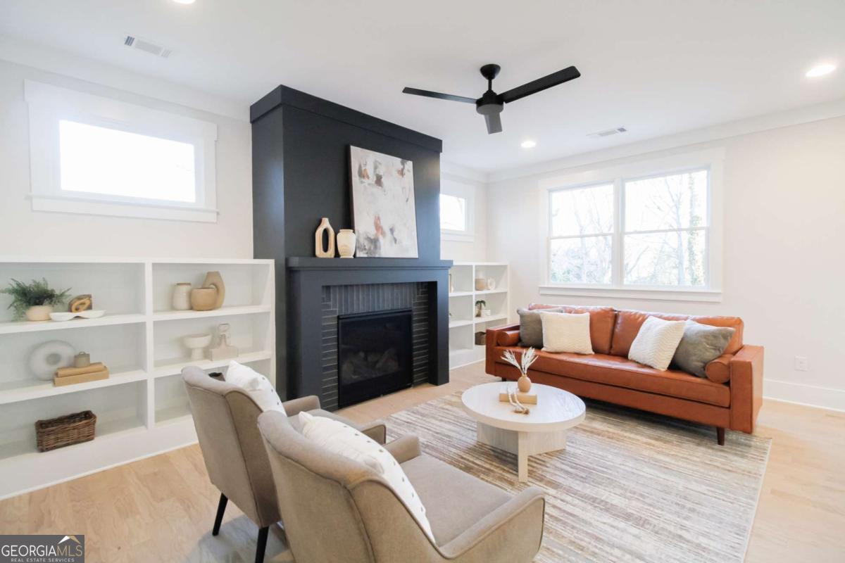 496 Federal Terrace SE