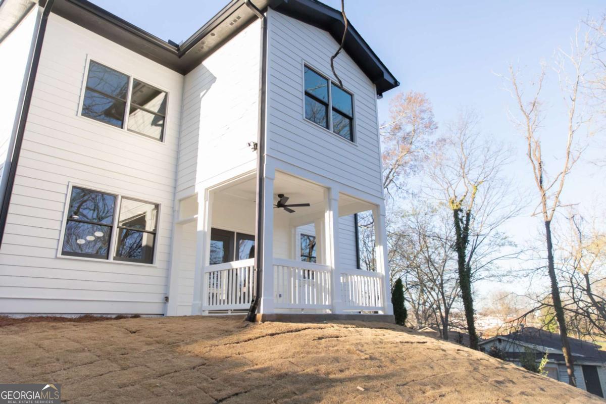 496 Federal Terrace SE