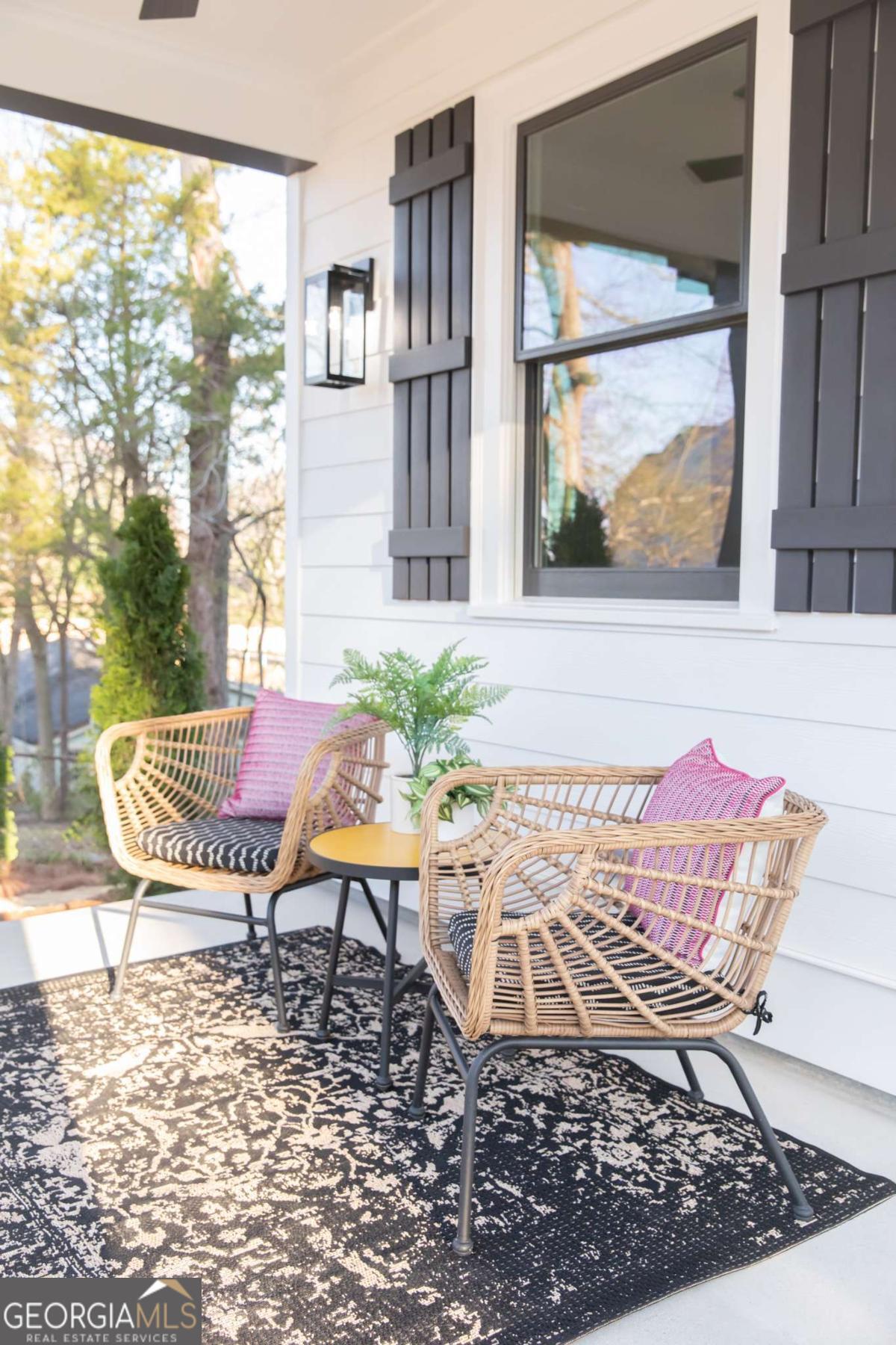 496 Federal Terrace SE