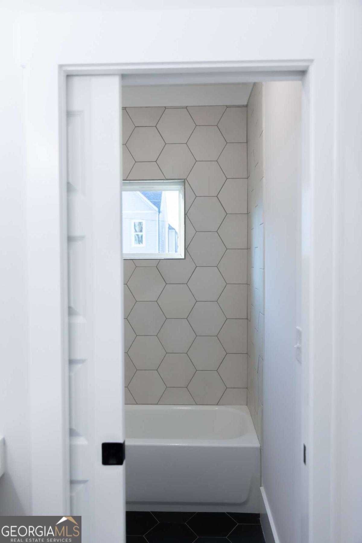 496 Federal Terrace SE