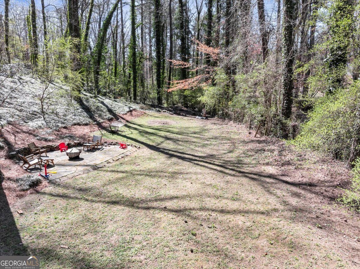 330 Knoll Woods Drive