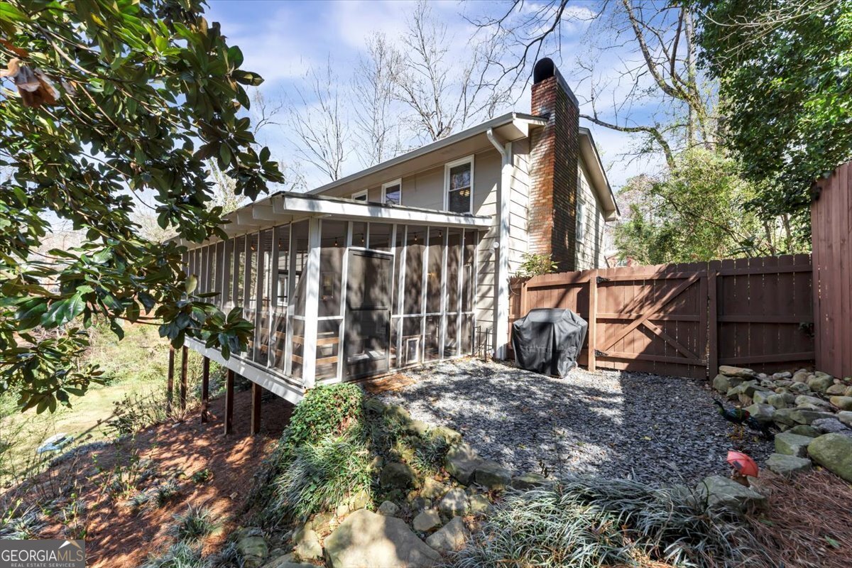 330 Knoll Woods Drive