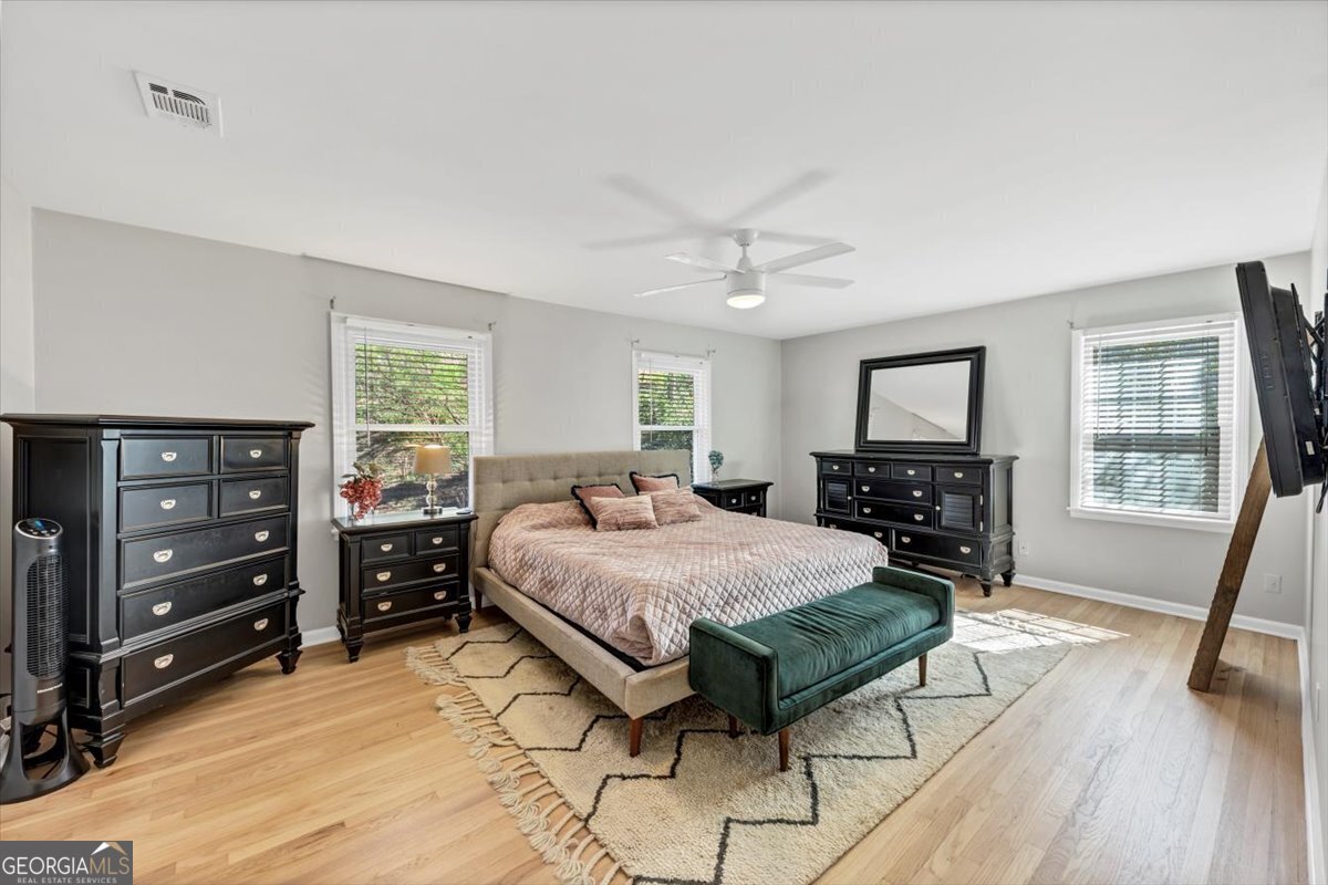 330 Knoll Woods Drive