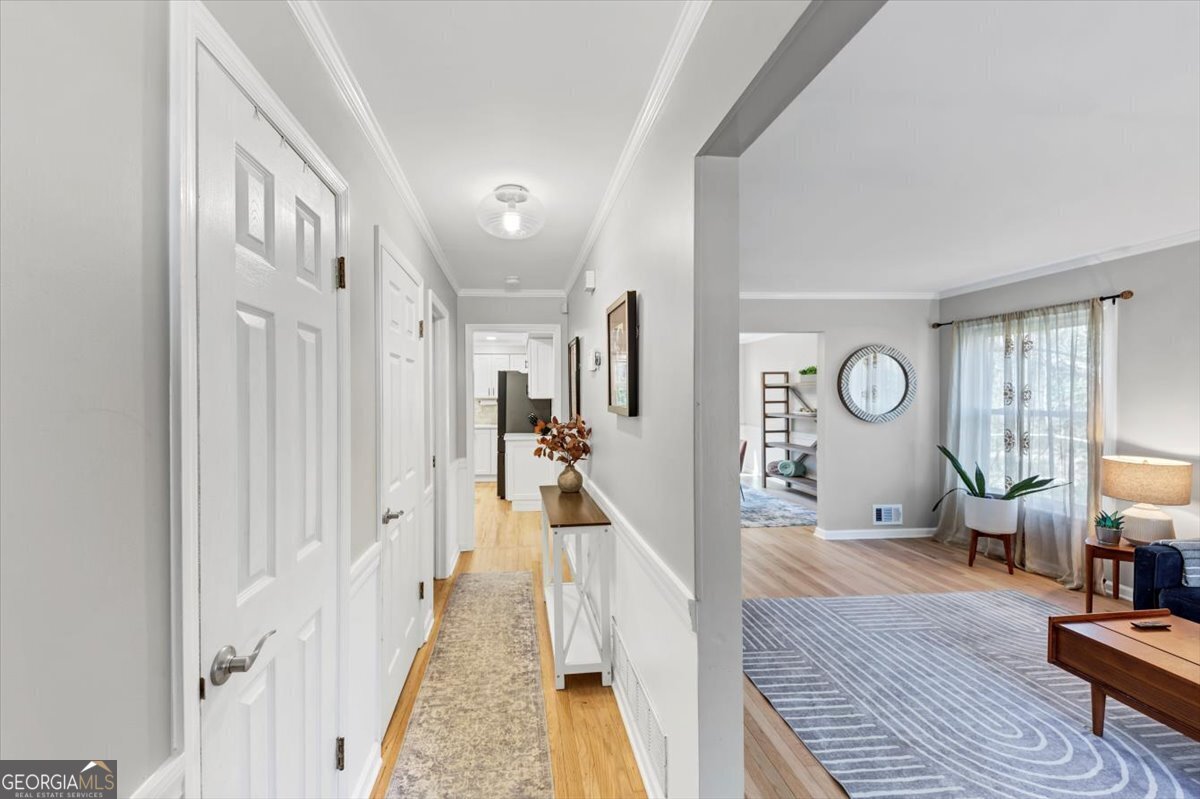 330 Knoll Woods Drive