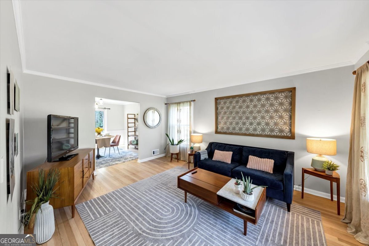 330 Knoll Woods Drive