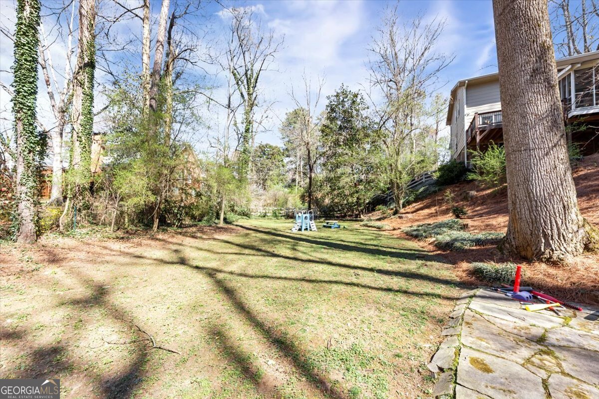 330 Knoll Woods Drive