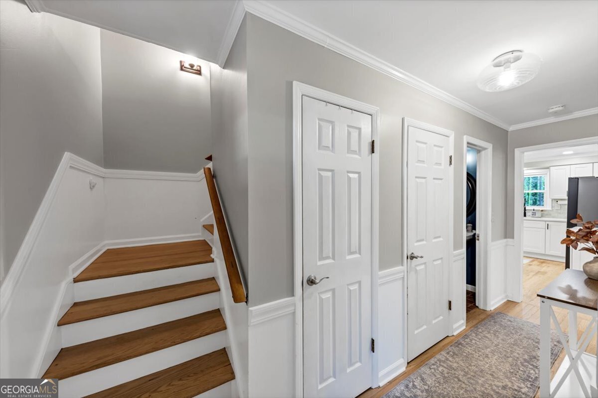 330 Knoll Woods Drive