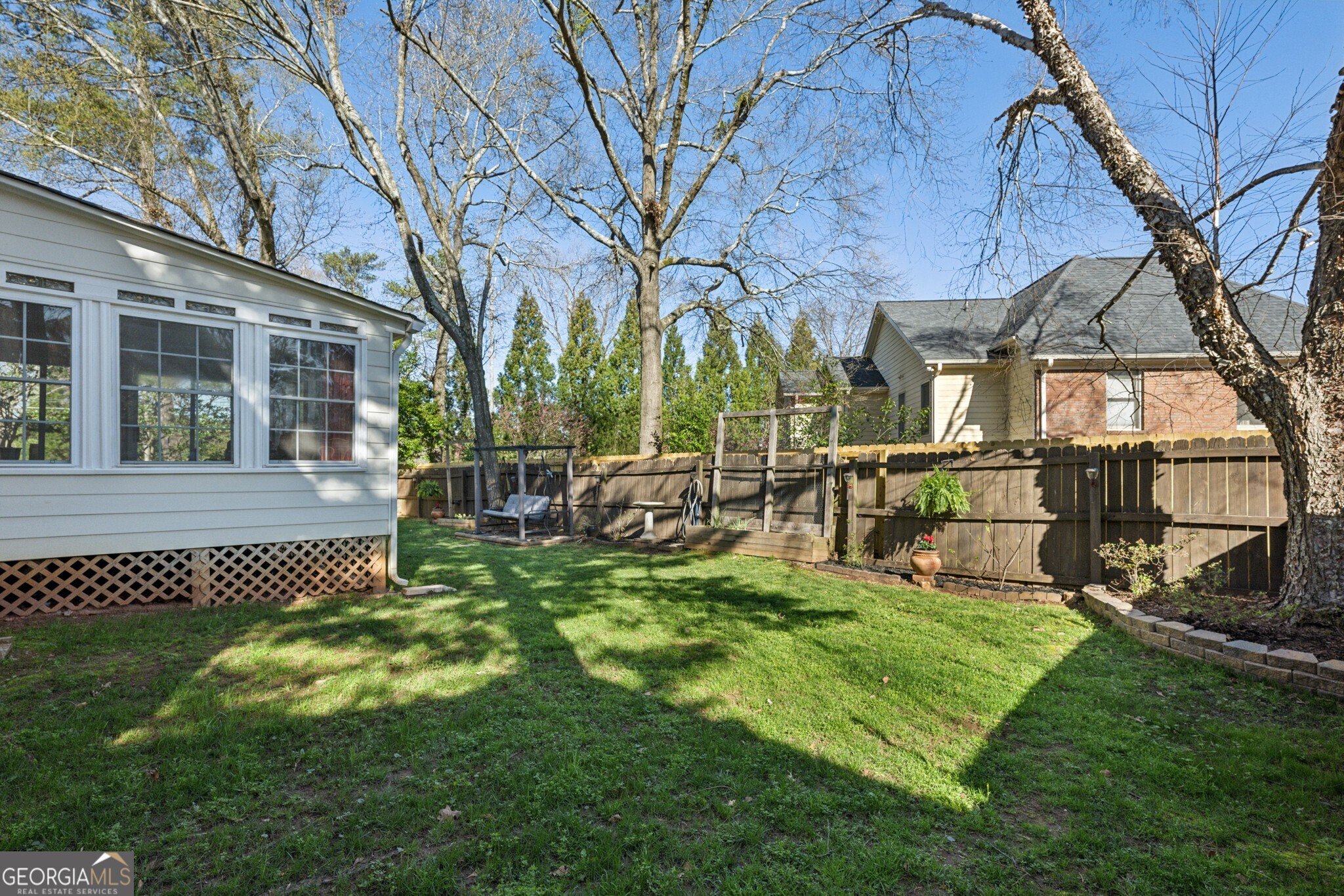 2614 Willow Cove