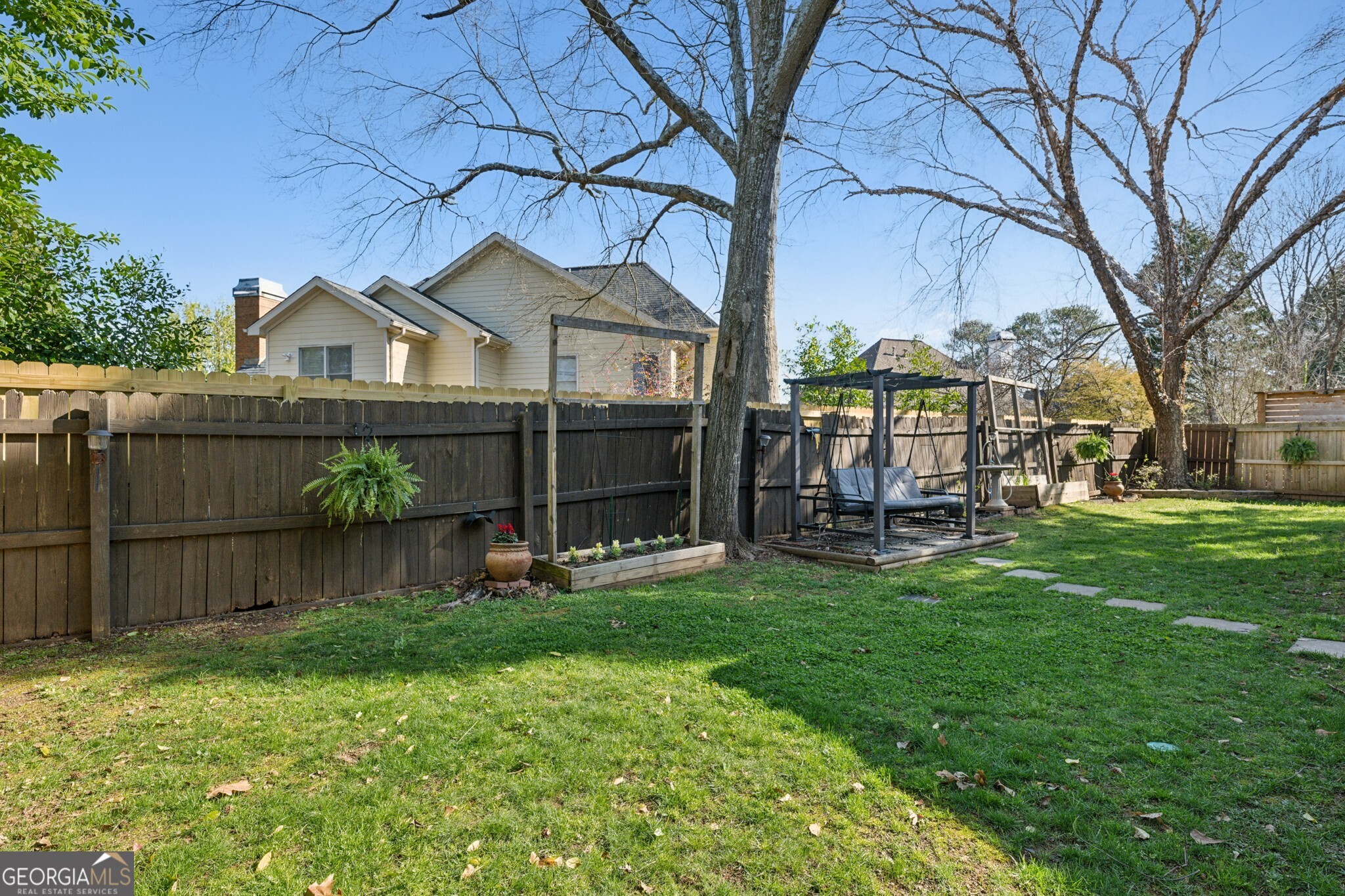 2614 Willow Cove
