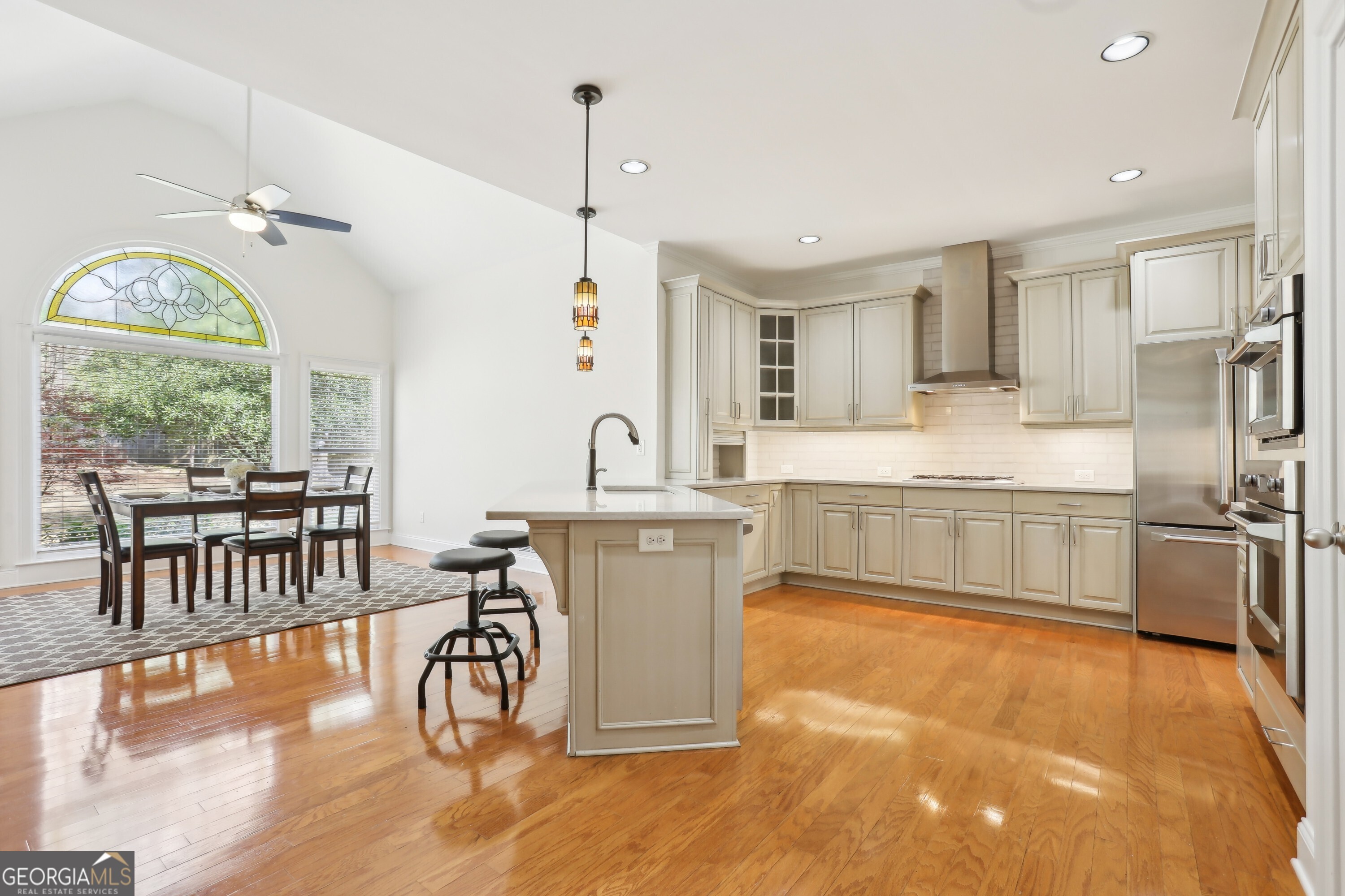 1120 Grace Hill Drive