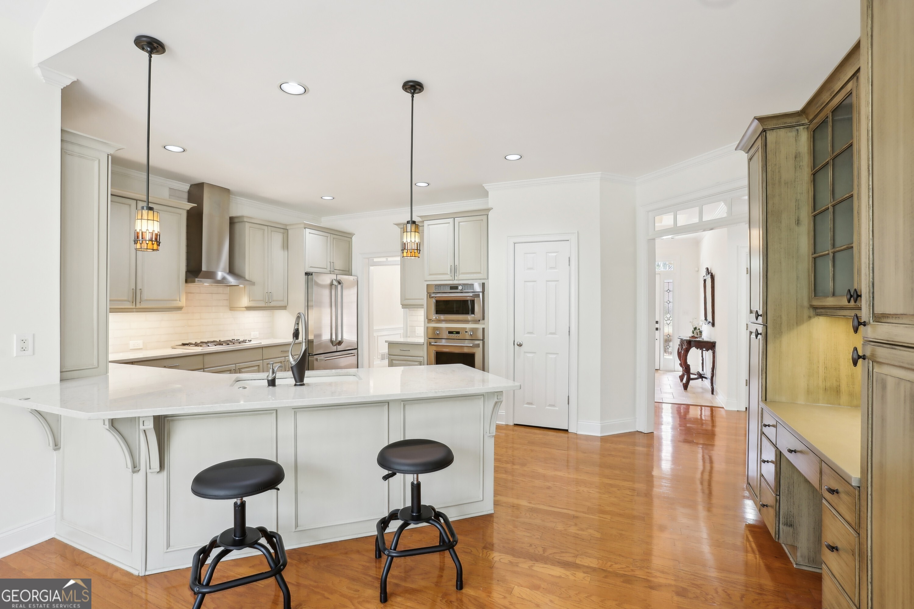 1120 Grace Hill Drive