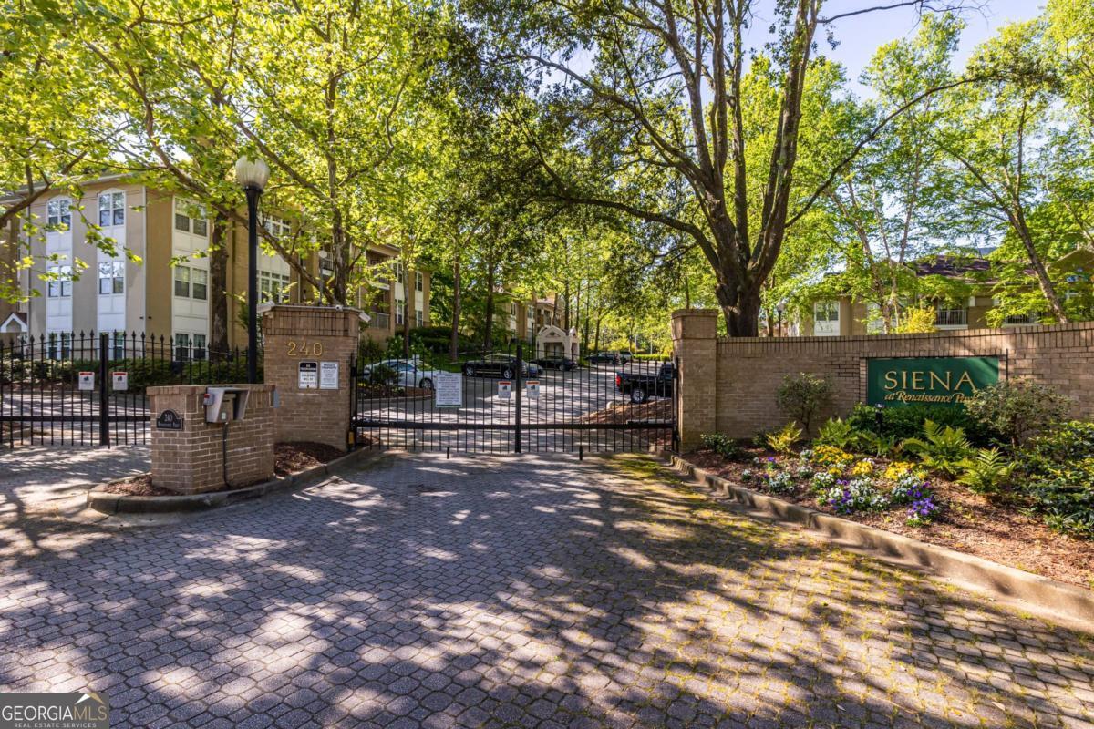 240 Renaissance Parkway NE # 112