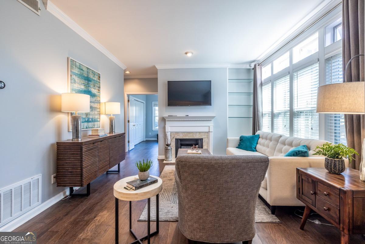240 Renaissance Parkway NE # 112