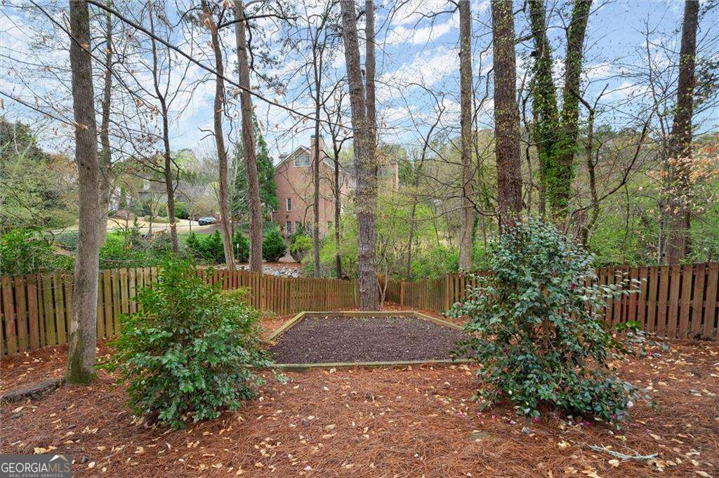 3868 Whittington Drive NE