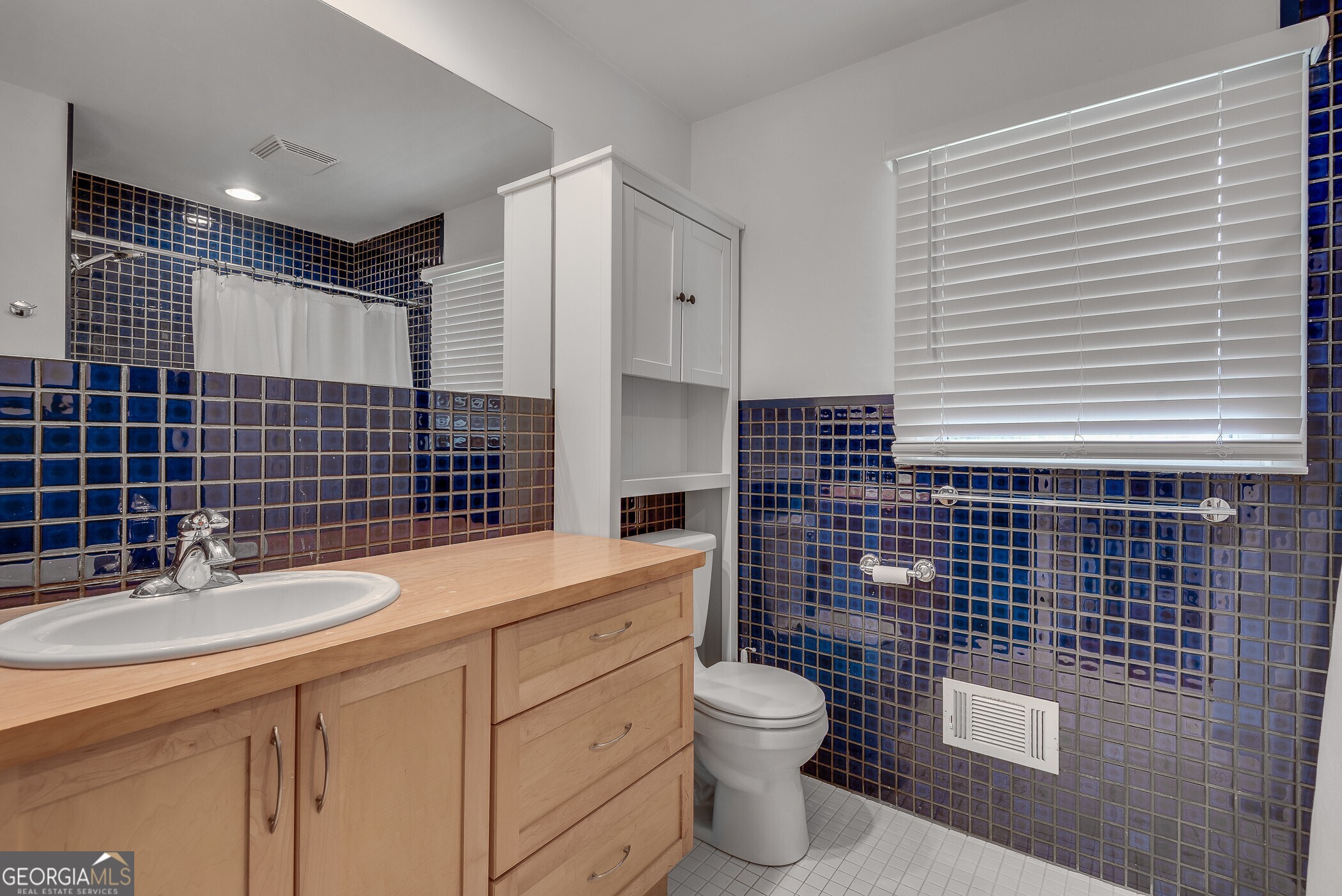 2546 Shetland Drive