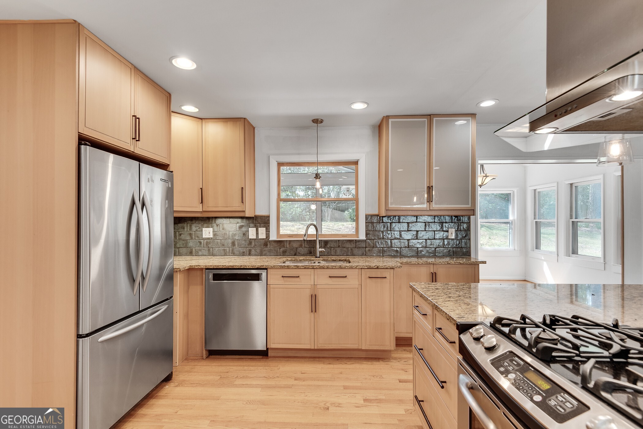 2546 Shetland Drive