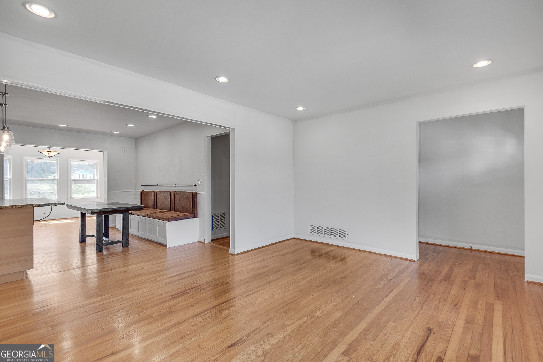2546 Shetland Drive