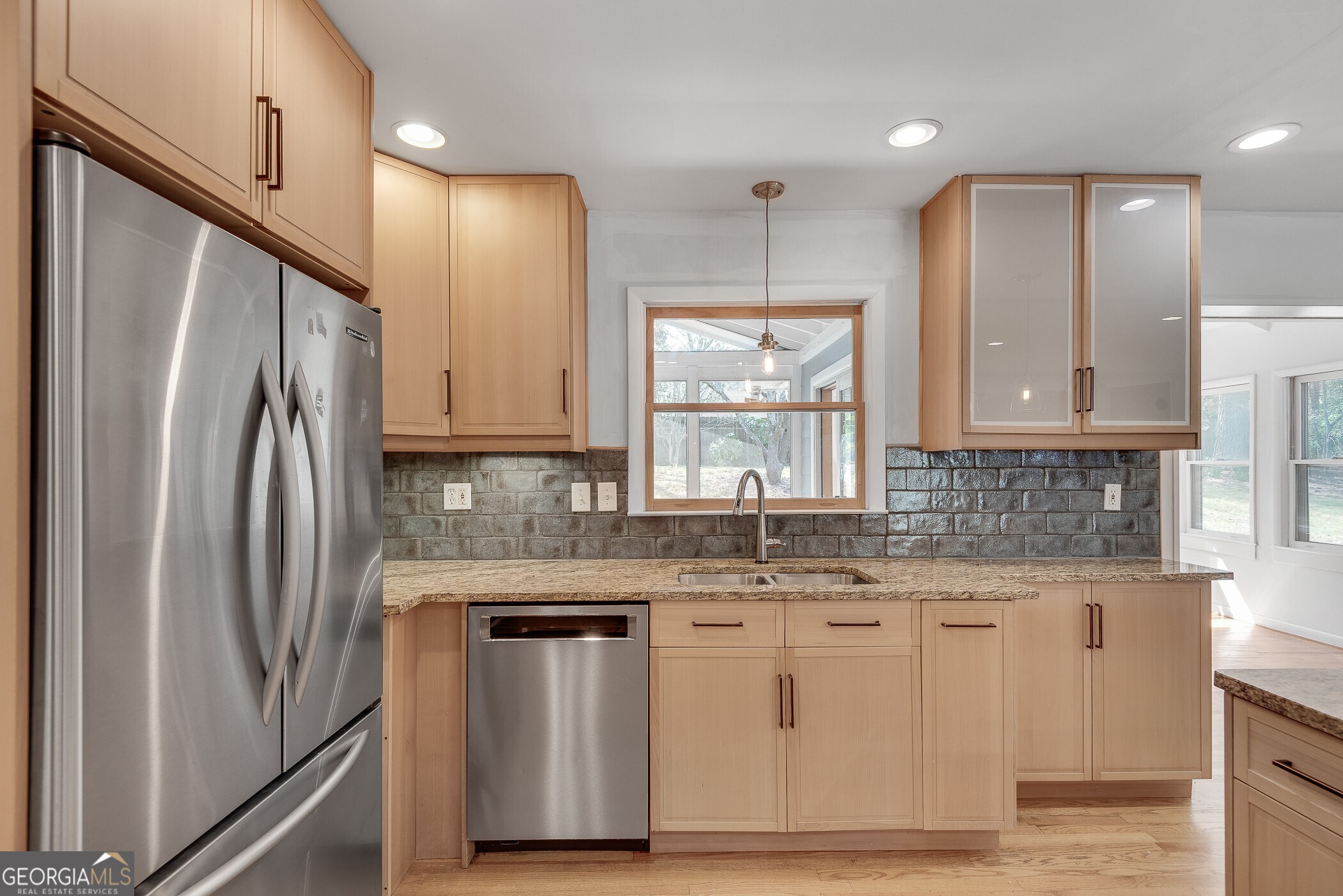 2546 Shetland Drive