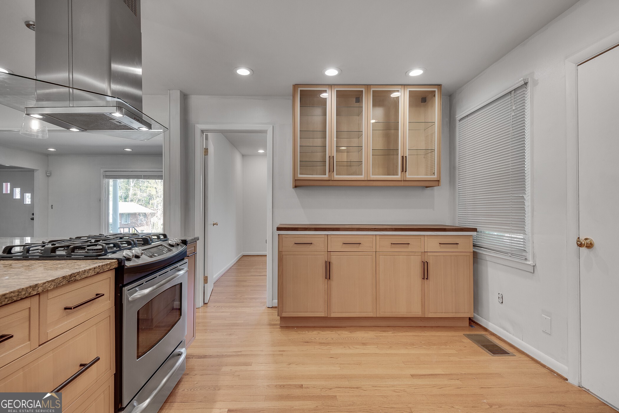 2546 Shetland Drive