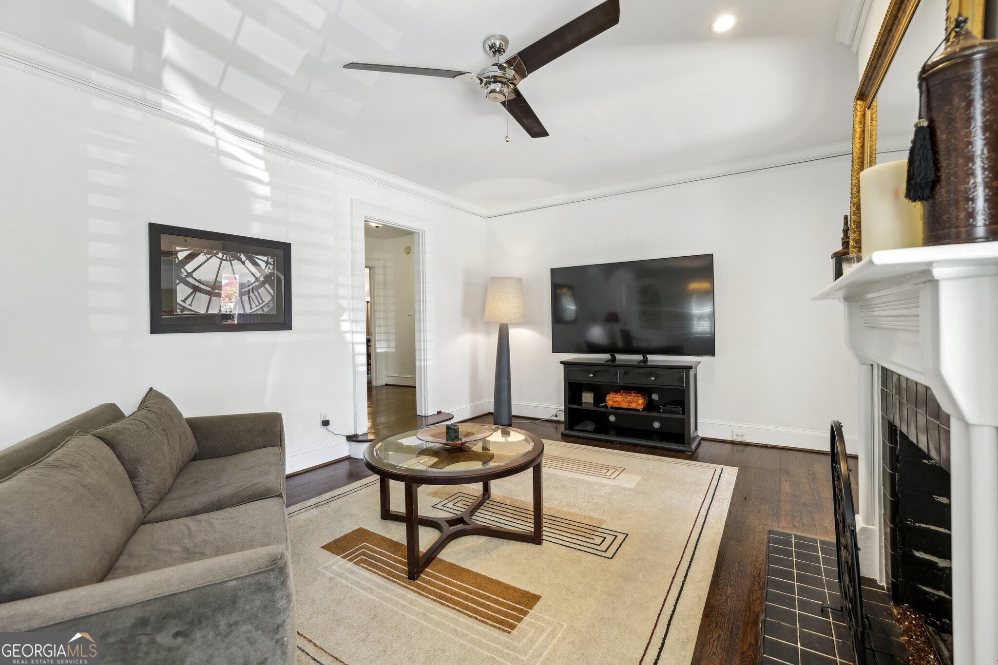 156 Sisson Avenue NE