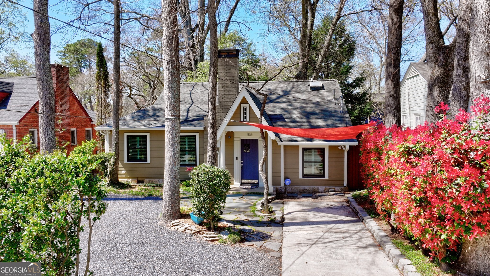 156 Sisson Avenue NE