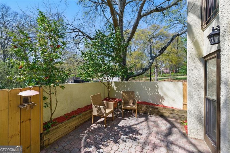 1325 S PONCE DE LEON Avenue NE