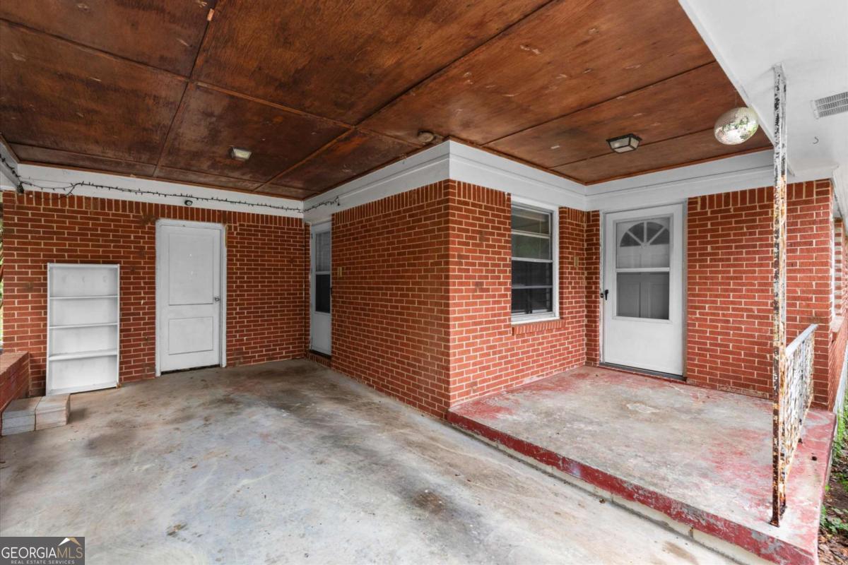 3142 Beech Drive