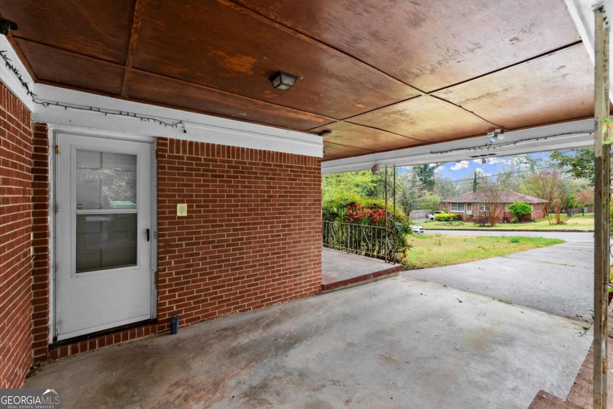 3142 Beech Drive
