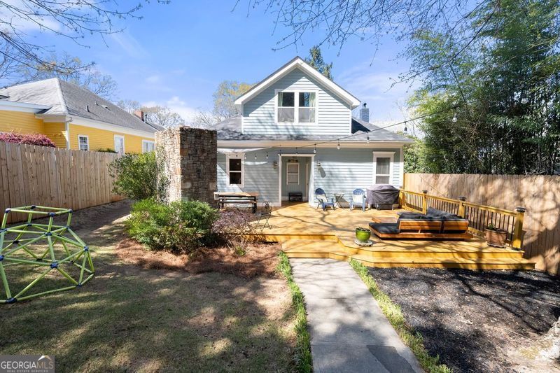 534 Cameron Street SE