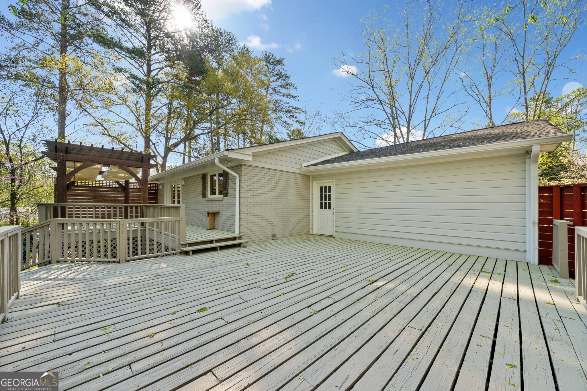 2100 Fairwood Lane NE