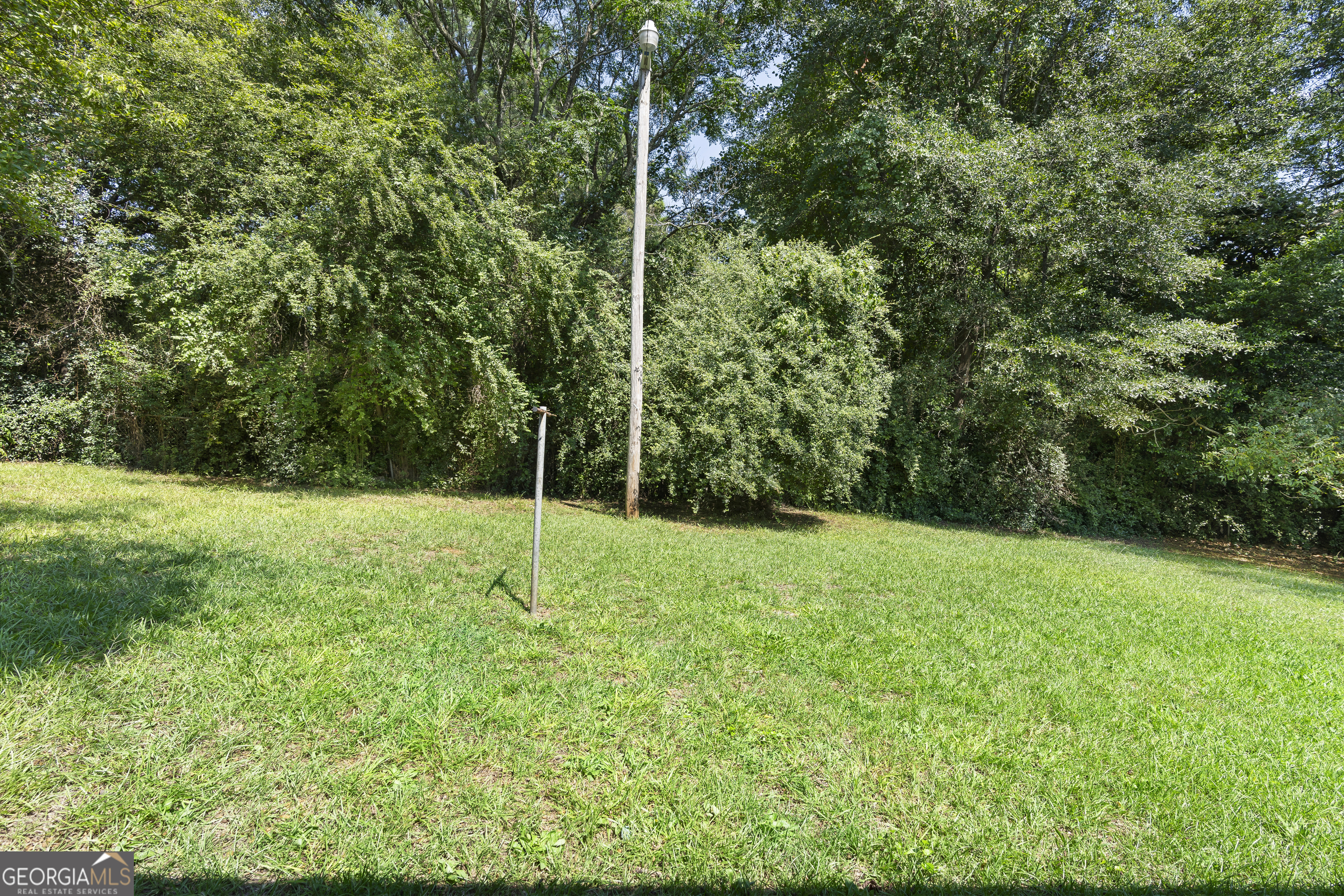 890 Chestnut Drive