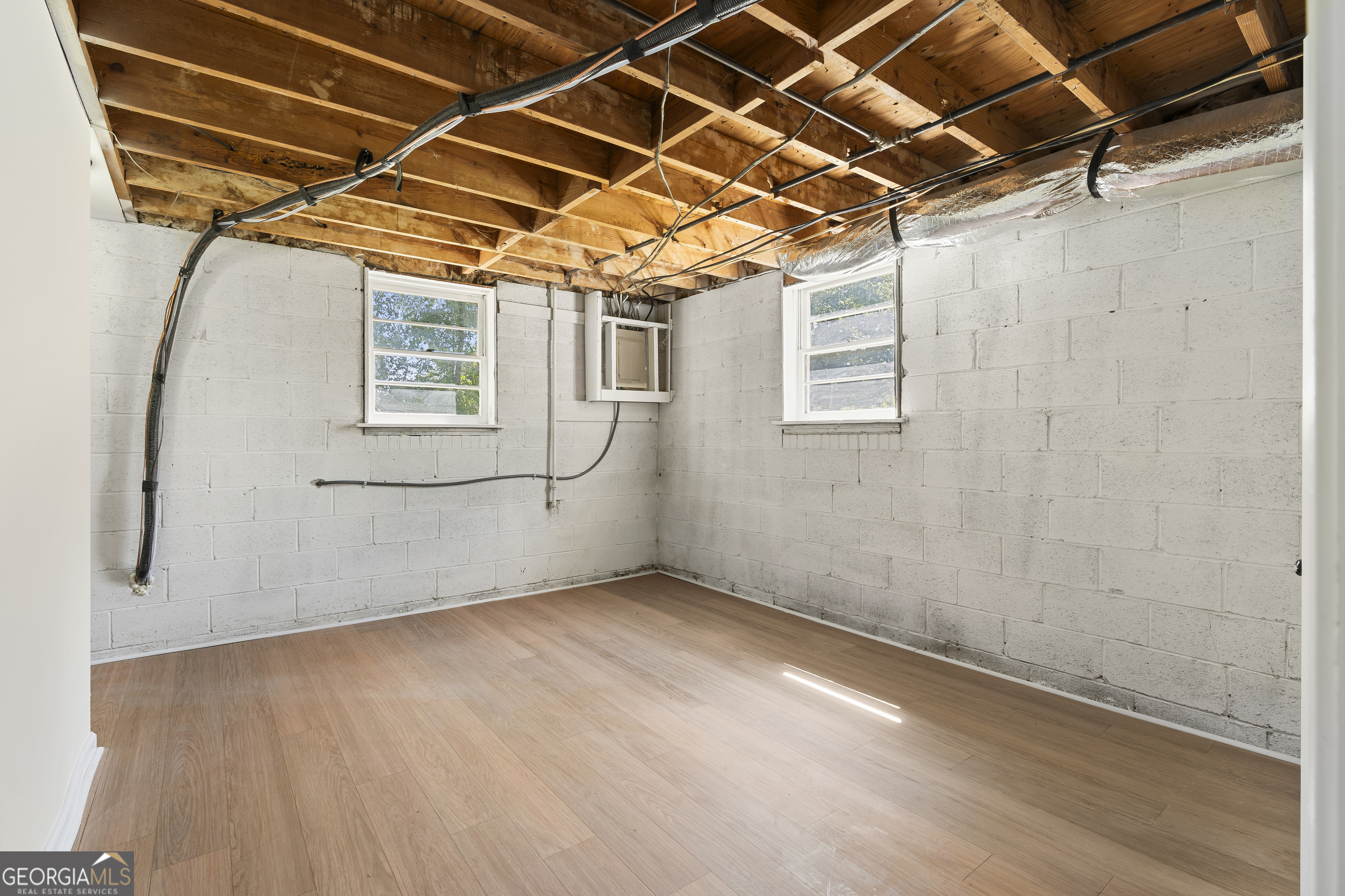 890 Chestnut Drive