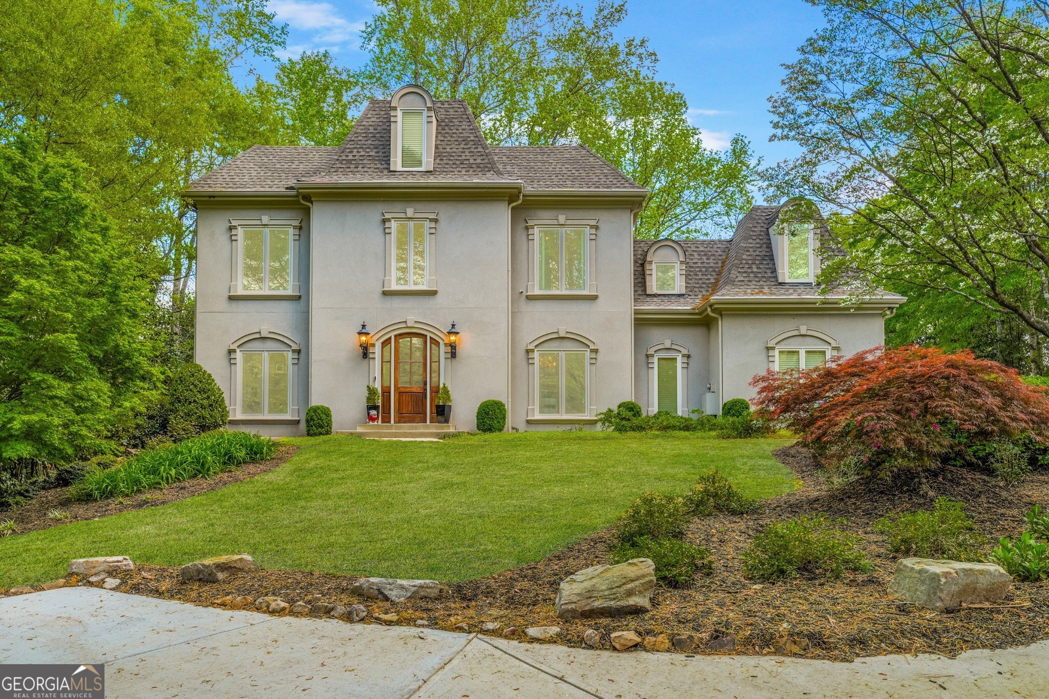 302 Rolling Rock Road SE