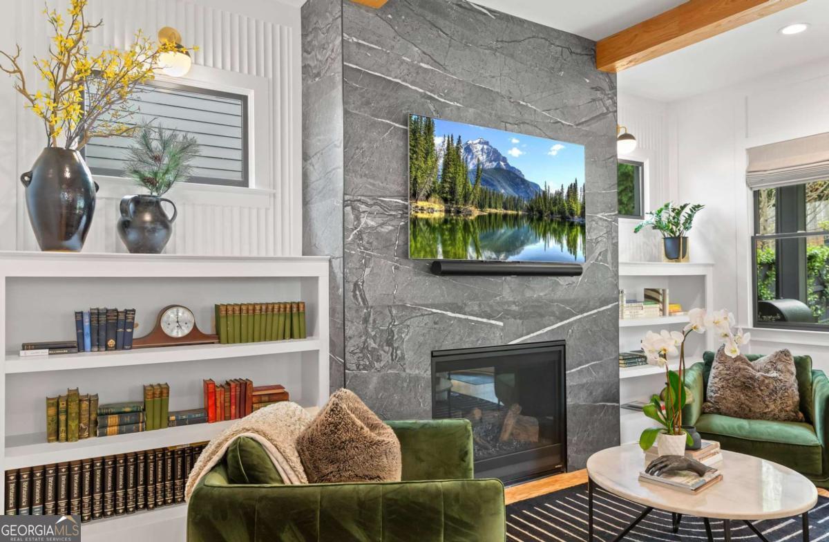 60 Walthall Street NE # B