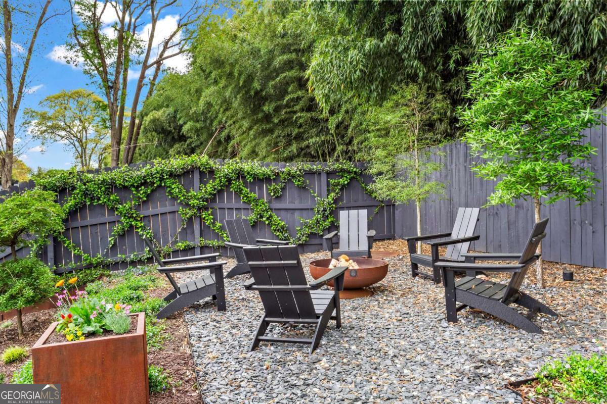 60 Walthall Street NE # B