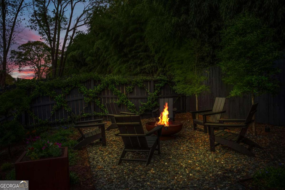 60 Walthall Street NE # B