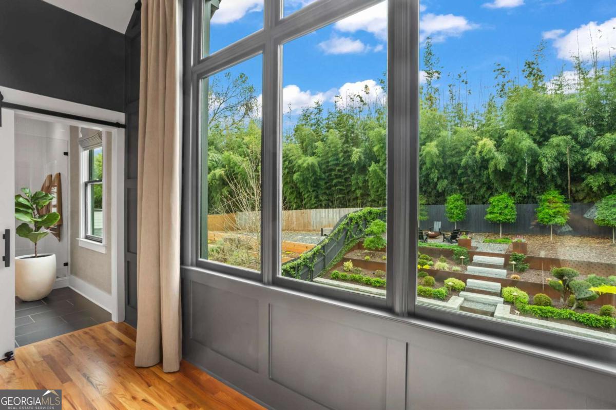 60 Walthall Street NE # B