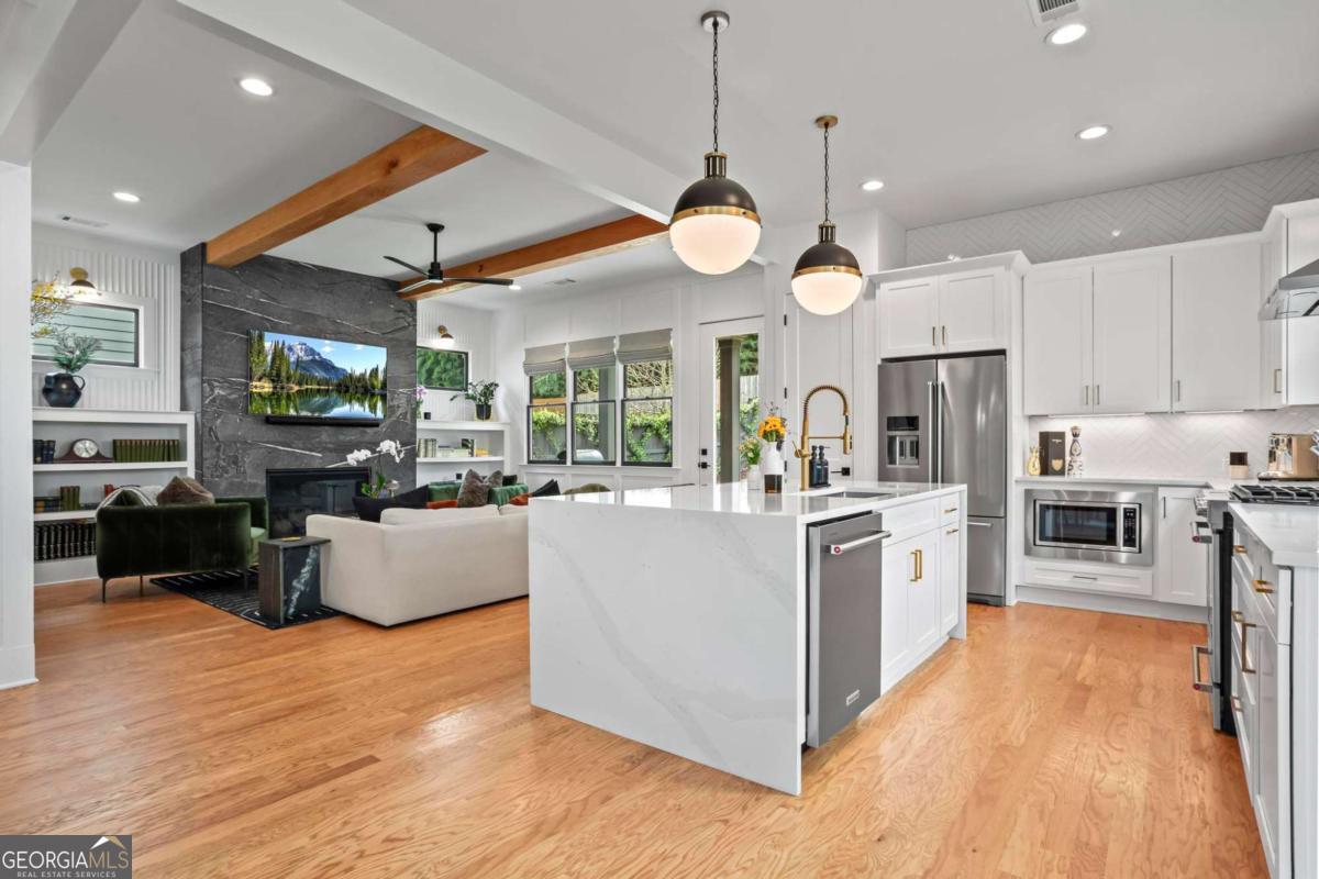 60 Walthall Street NE # B