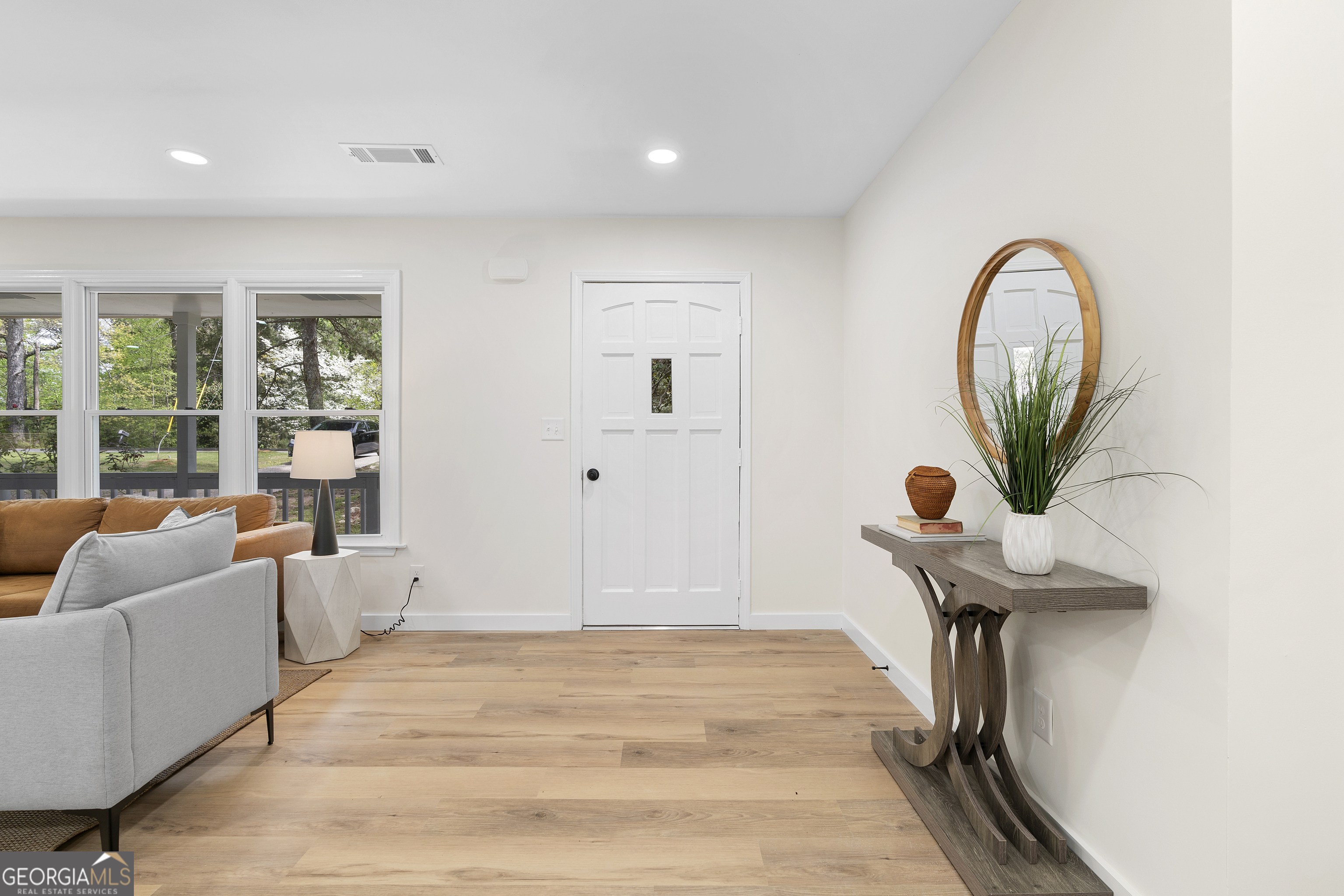 2405 Clifton Springs Road