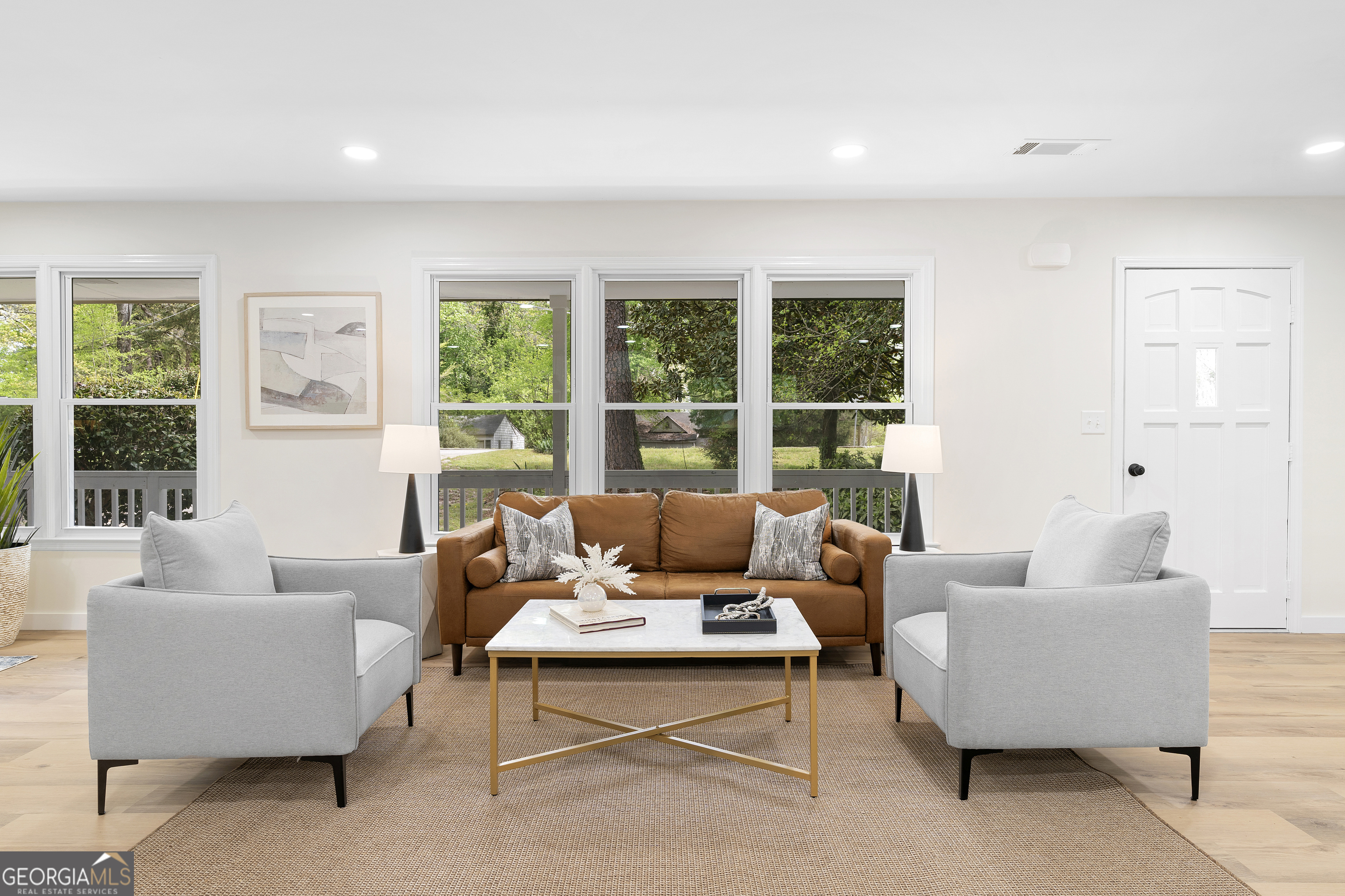 2405 Clifton Springs Road