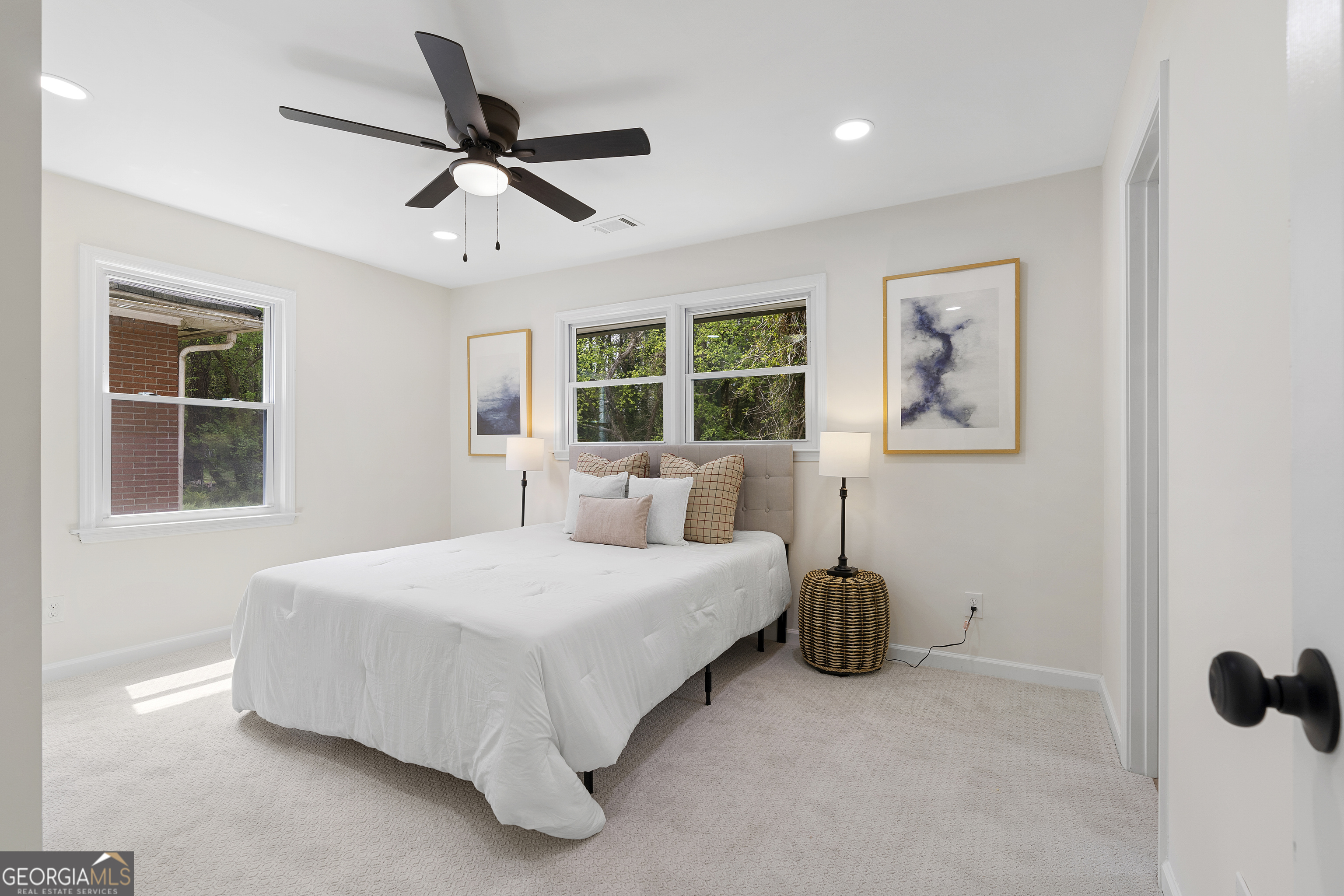 2405 Clifton Springs Road