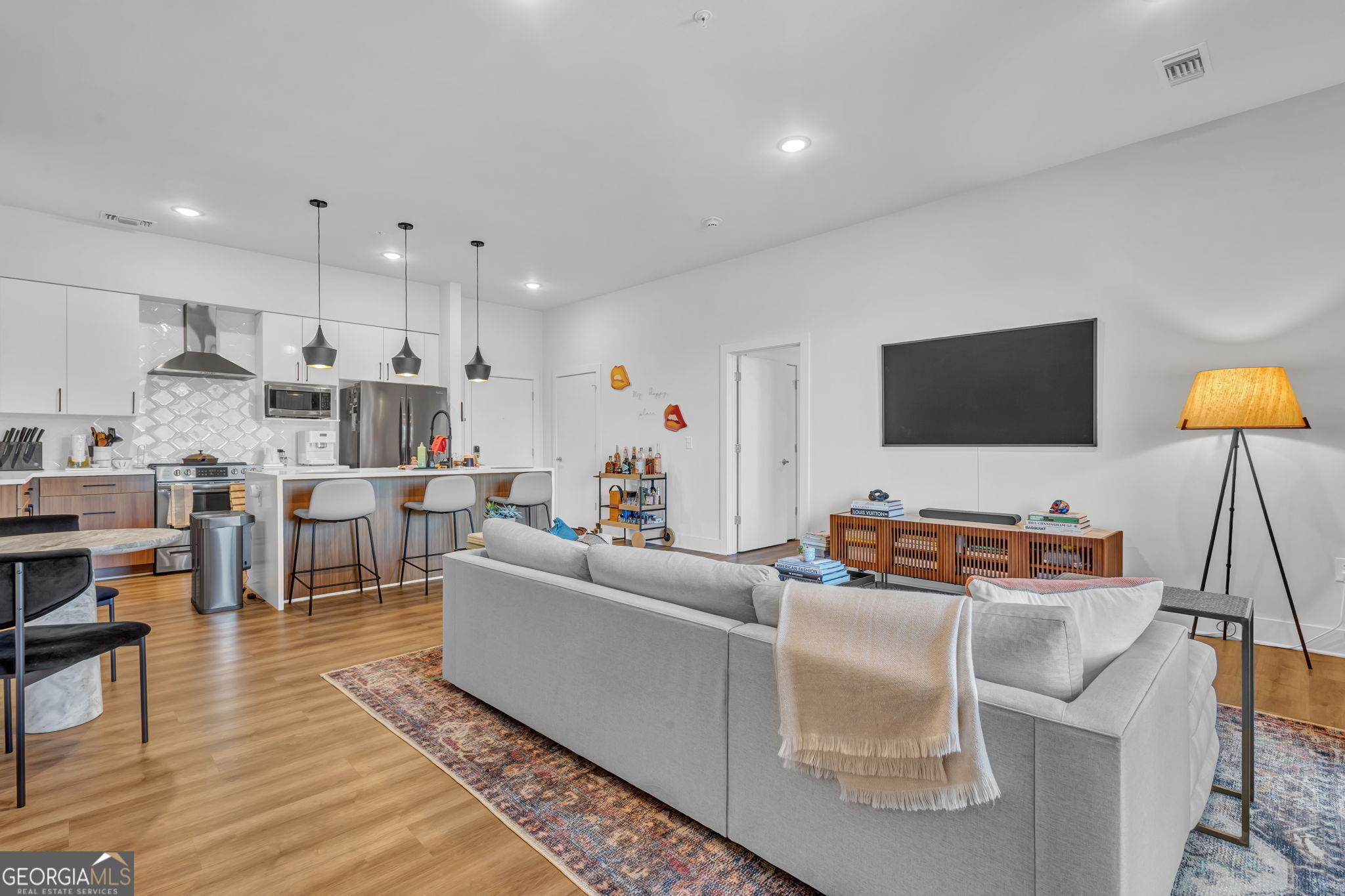112 Rogers Street # 207