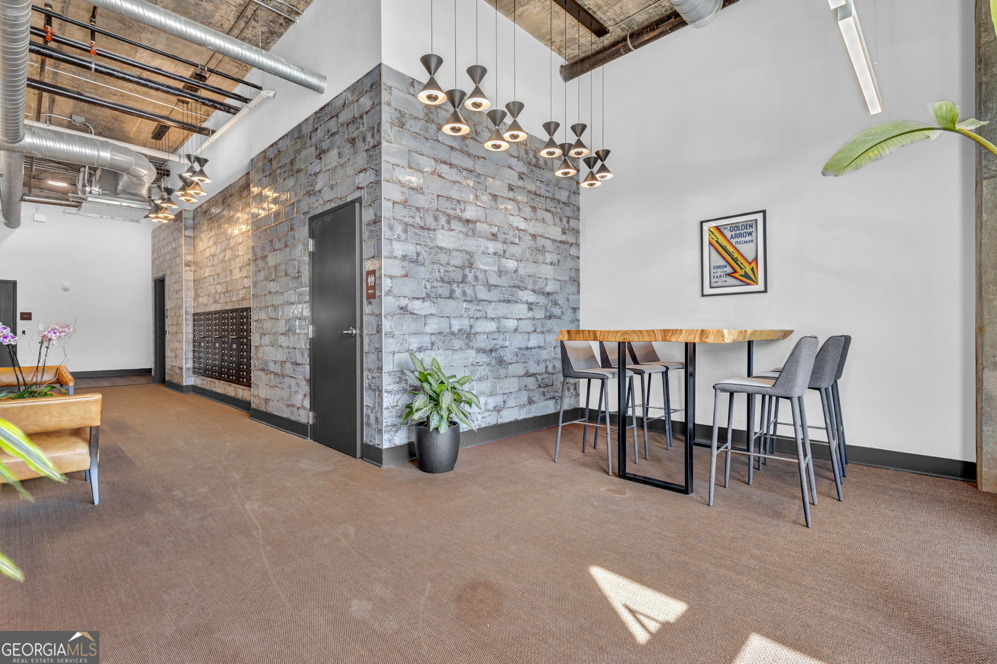 112 Rogers Street # 207