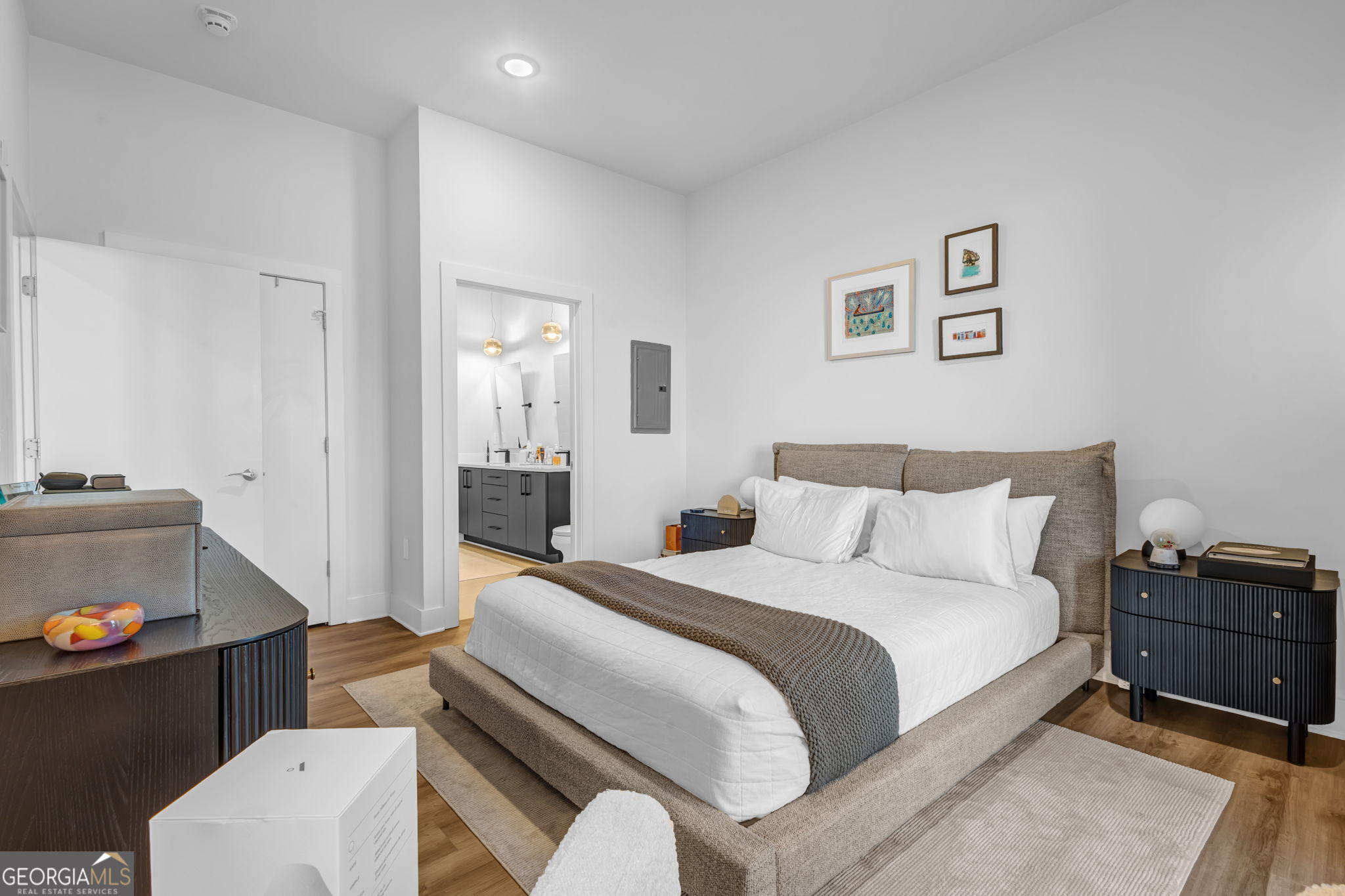 112 Rogers Street # 207