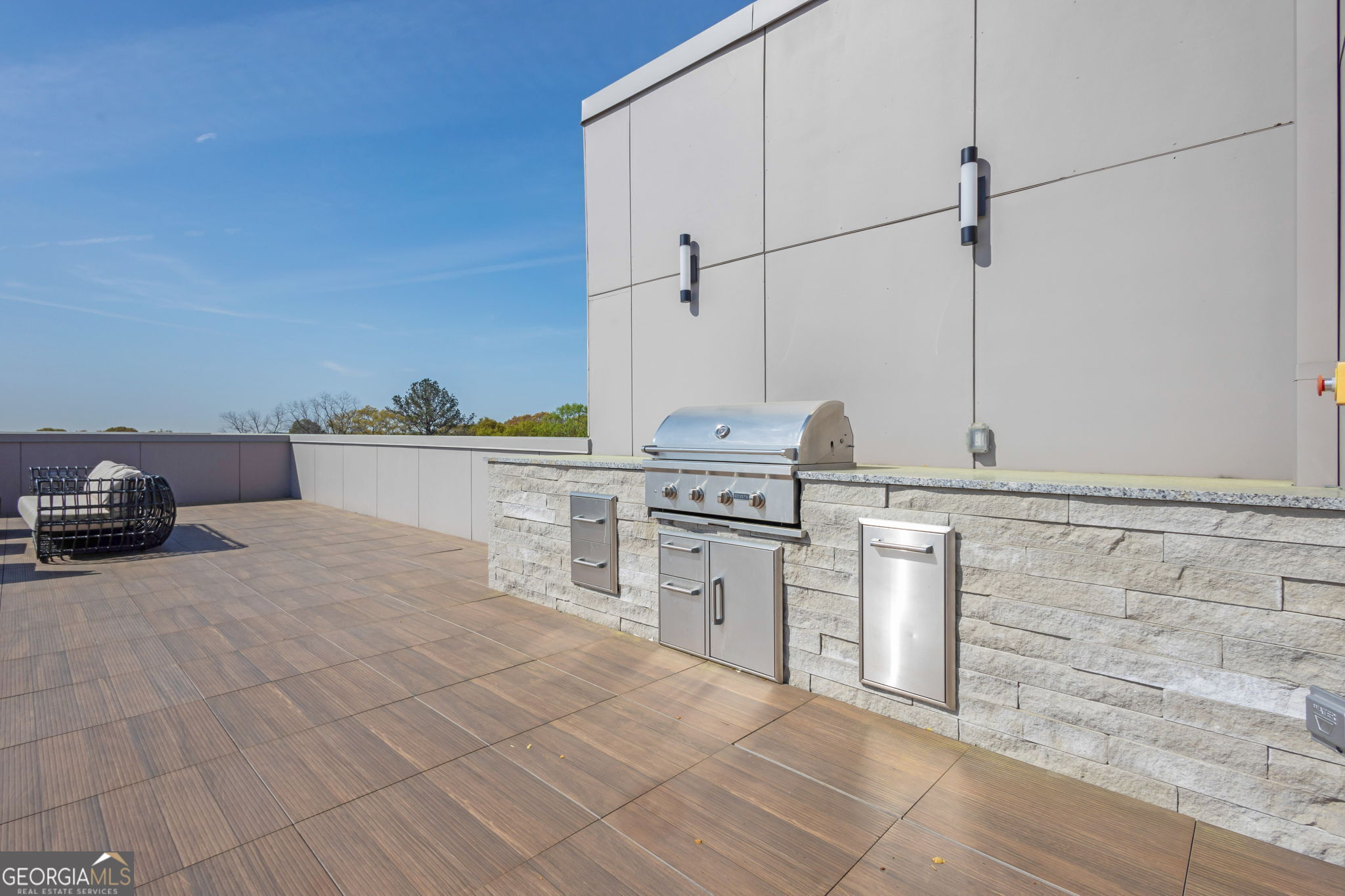 112 Rogers Street # 207