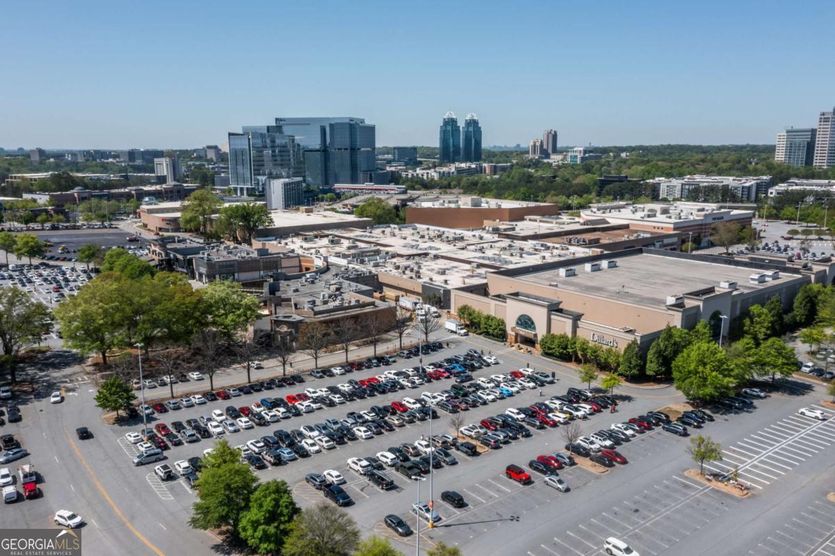 11 Perimeter Center E # 1404